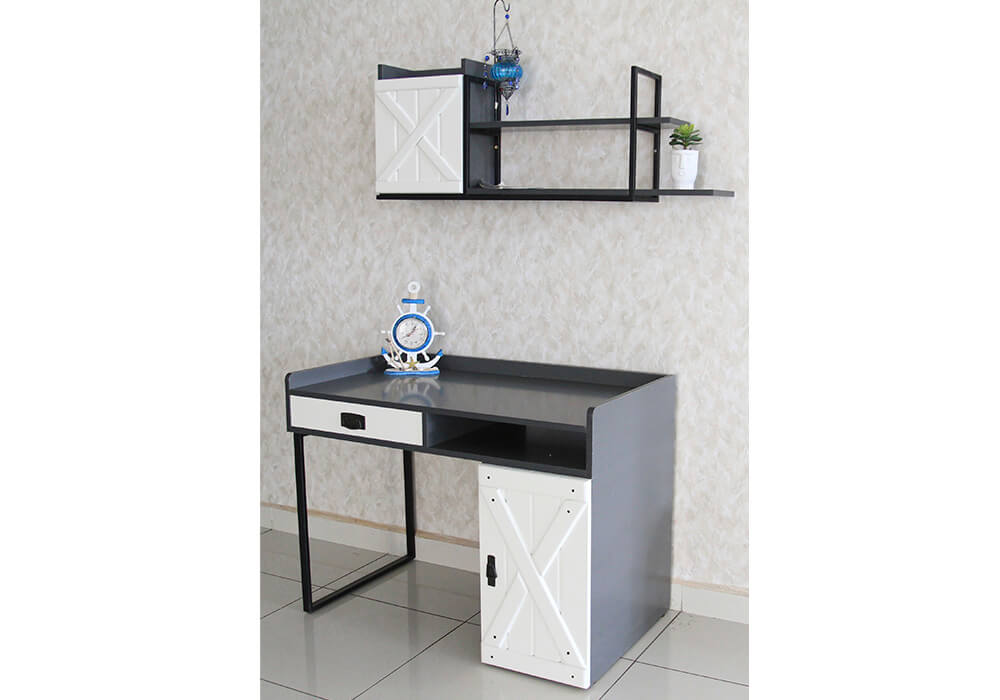 BUREAU PIRATE